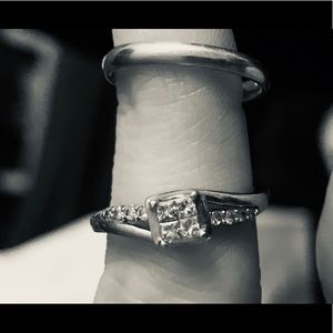Women’s Wedding Ring Set